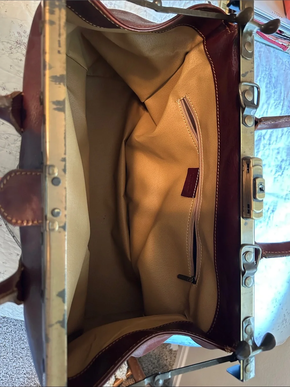 Large men’s travel Satchel from Italy